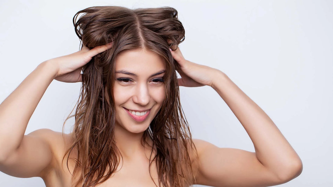 A Step-by-Step Guide to Treating Hairfall and Dandruff 