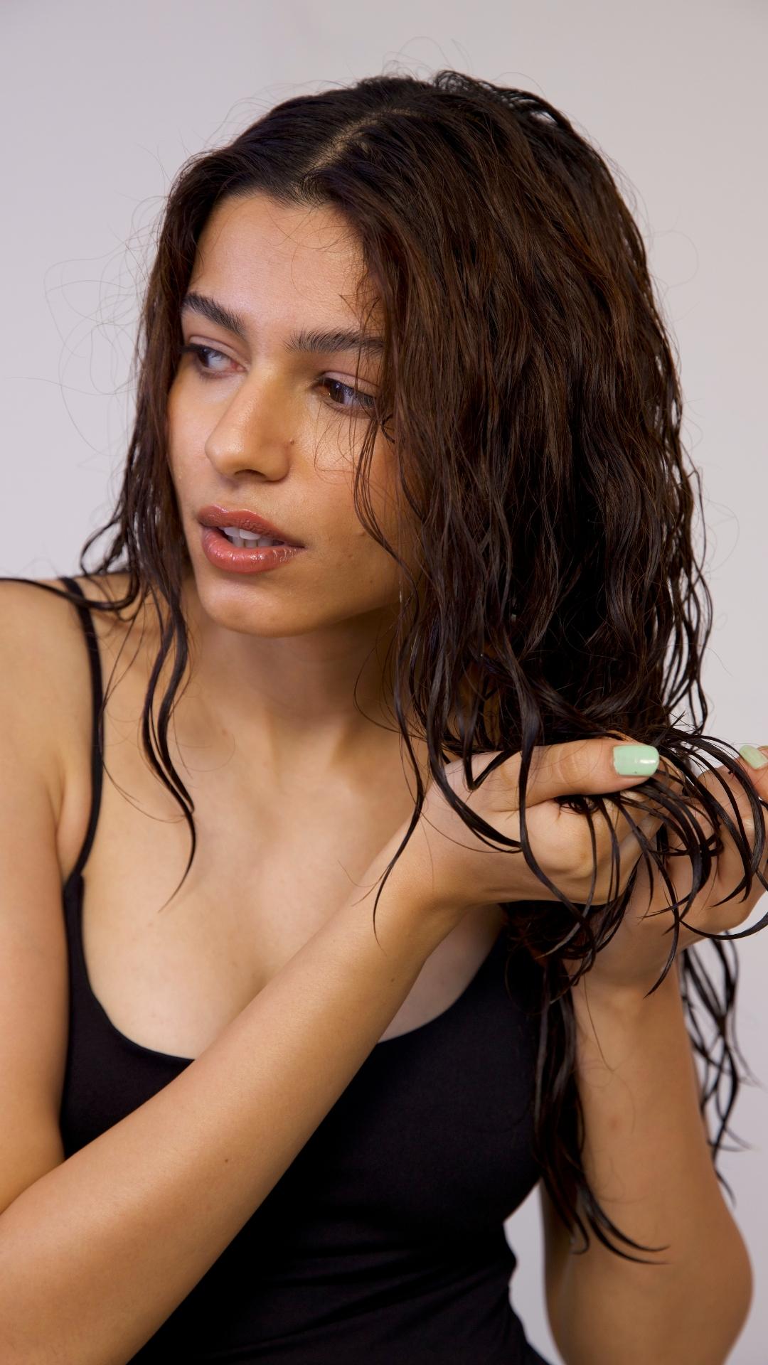 JustTheEssentials Wavy Trio Moxie Beauty Clean, high performing